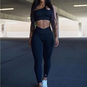 Bombshell Sportswear Brazilian 7/8 leggings